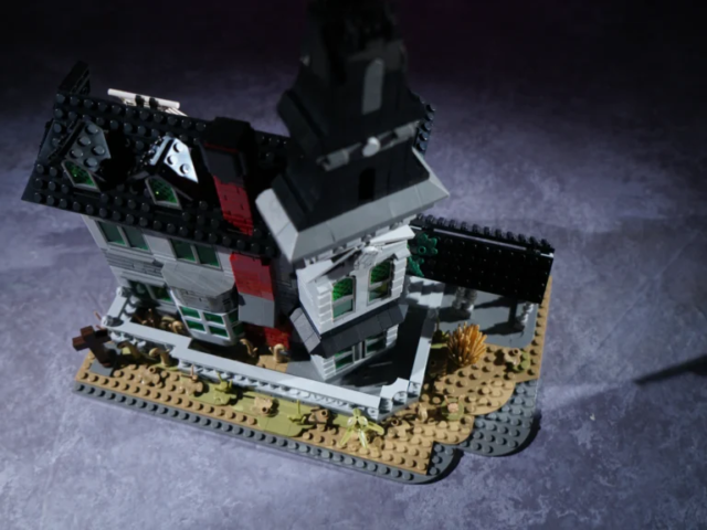 Three-quarter view of the CR005 haunted manor model