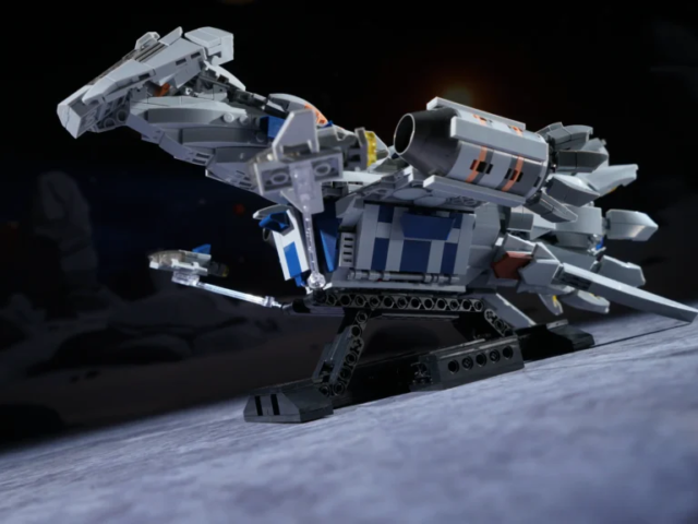 Side-mounted rotating engine on the deep-space cargo freighter